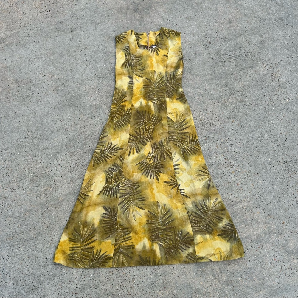 Tropical Leaf Print Sleeveless Dress